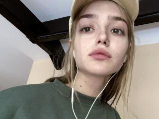 HannahBB - Live sex cam - 13316192