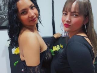 SandieAndLina - Live porn & sex cam - 13319956