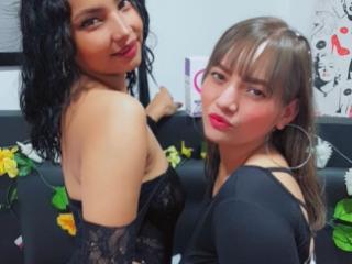 SandieAndLina - Live porn & sex cam - 13319964