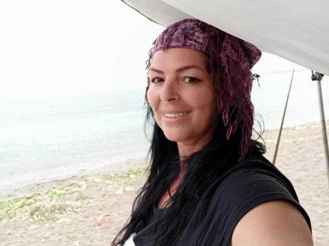 YulliaMilfX - Camera khiêu dâm &amp; quyến rũ trực tiếp - 13327452