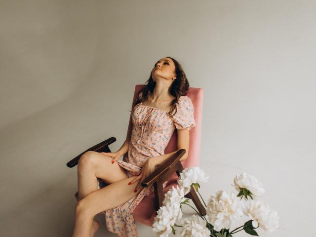 NatalieGrovs - Live sexe cam - 13357272