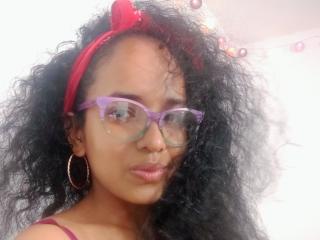 SweetFinesss - Live sexe cam - 13359168