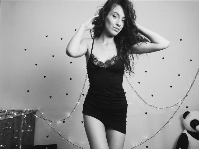 VievienneClemente - Live porn &amp; sex cam - 13394020