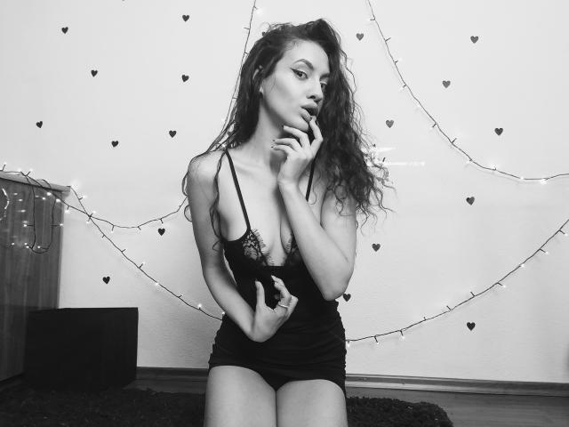 VievienneClemente - Live sexe cam - 13394336