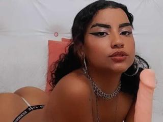 LuniaTaylor - Live porn & sex cam - 13402548