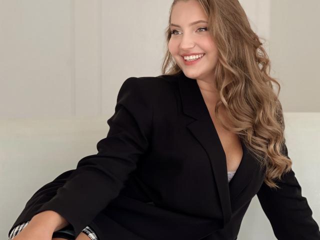 IShineBright - Live sex cam - 13408608