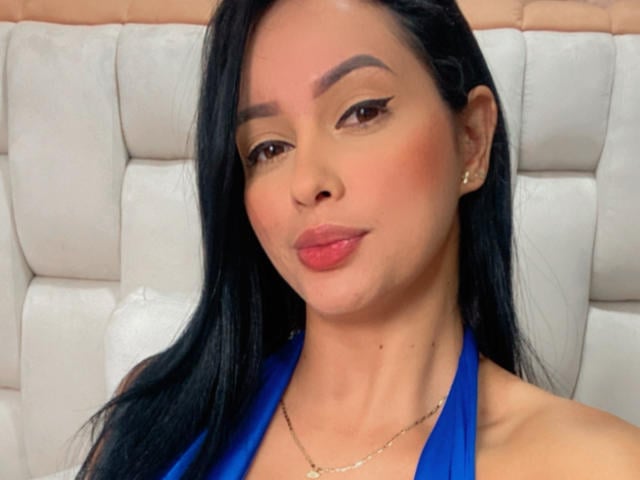 EmilyParkerr - פורנו בשידור חי ומצלמת סקס - 13408820