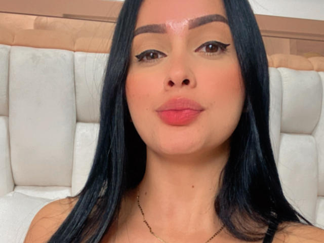 EmilyParkerr - Live sex cam - 13408948