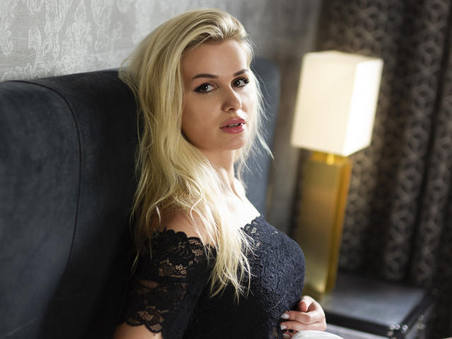 CorneliaDesire - Live sexe cam - 13415752