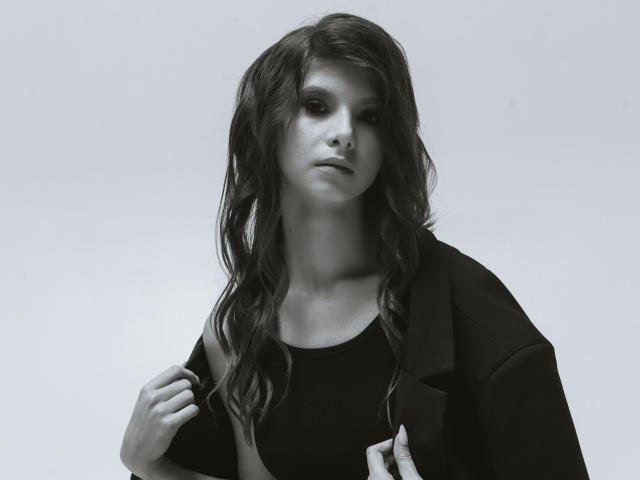 AudreyBarlow - Live sex cam - 13441648