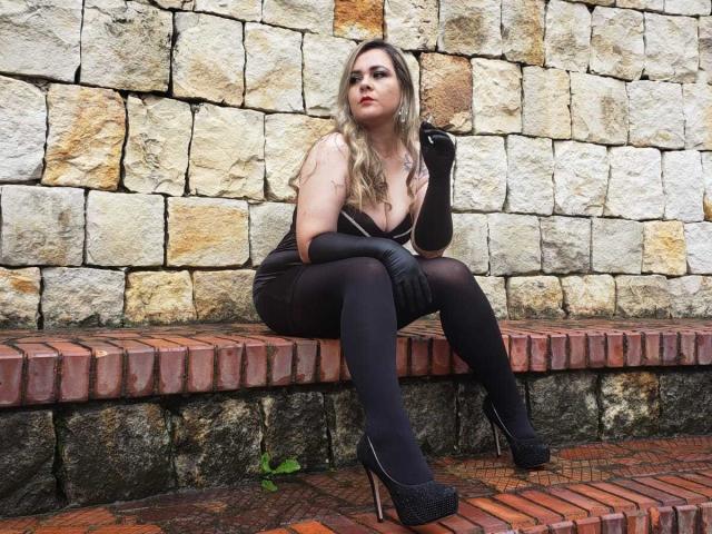 VictoriiaGray - Live Sex Cam - 13451608