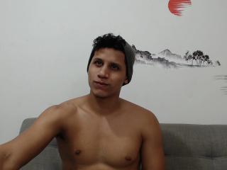 SexyBodyHot69 - сексуальная веб-камера в реальном времени - 13456032