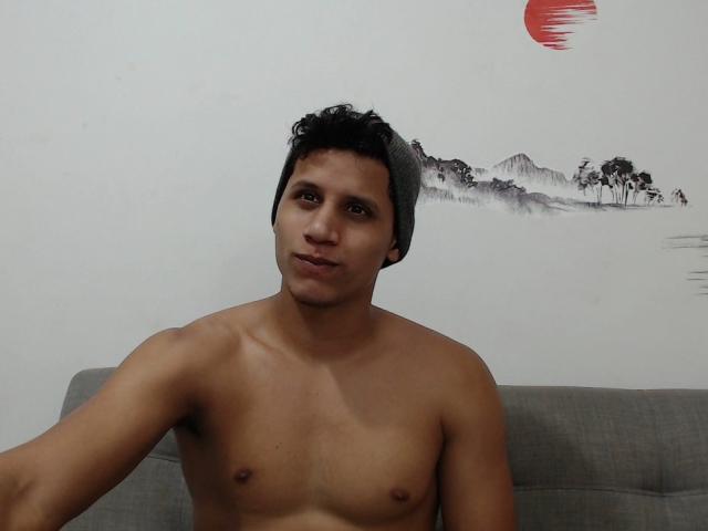 SexyBodyHot69 - Live sex cam - 13456032