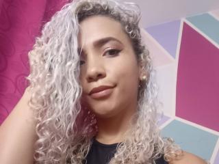 Carolinaz - Live porn & sex cam - 13482084