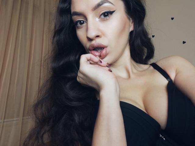 VievienneClemente - Live Sex Cam - 13487208