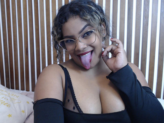 EbonyRose69 - Live sex cam - 13493268
