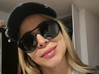 ValeriaSaenzHot - Live porn & sex cam - 13498616