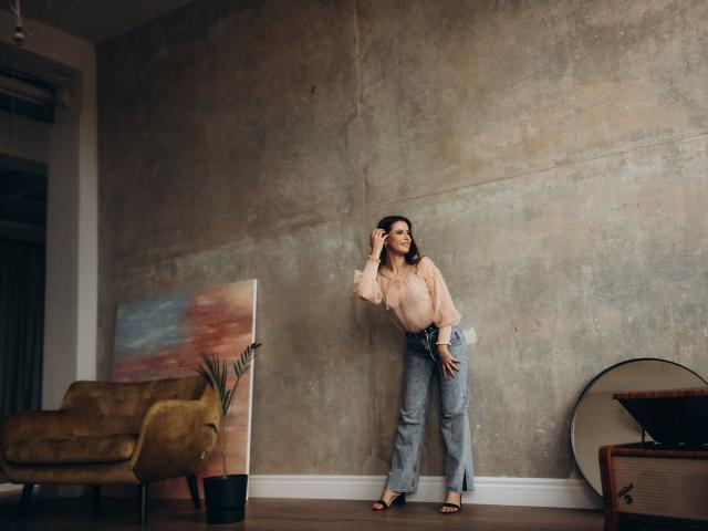 MollyTravis - Live sex cam - 13499900