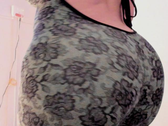 VictoriaKim - Live Sex Cam - 13517800