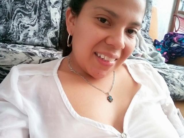 EstrellaBelle - Live Sex Cam - 13519424