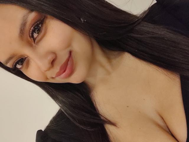 LuciBrown - Sexe cam en vivo - 13522956