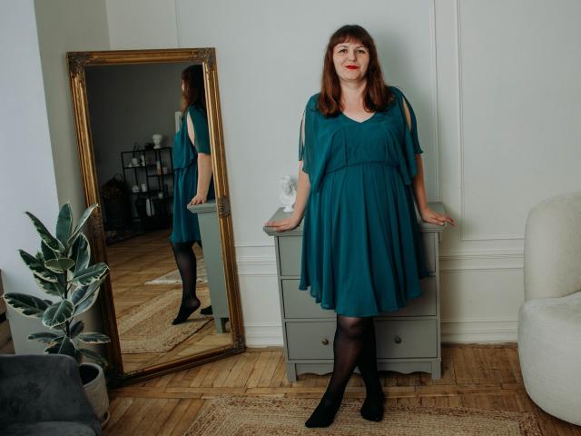 AliceInks - Élő pornó és szexkamera - 13525980