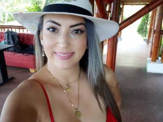 EvaJonnesSexyy - Live porn &amp; sex cam - 13539944