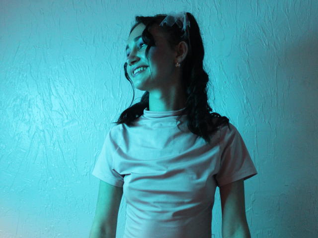 MiaBiiker - Live sex cam - 13542232