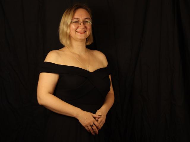 IvannaRich - Live sex cam - 13544616