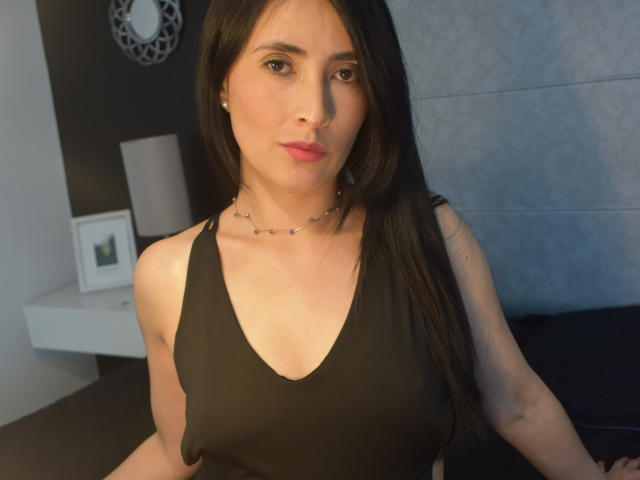 JainaRogers - Live sex cam - 13544836