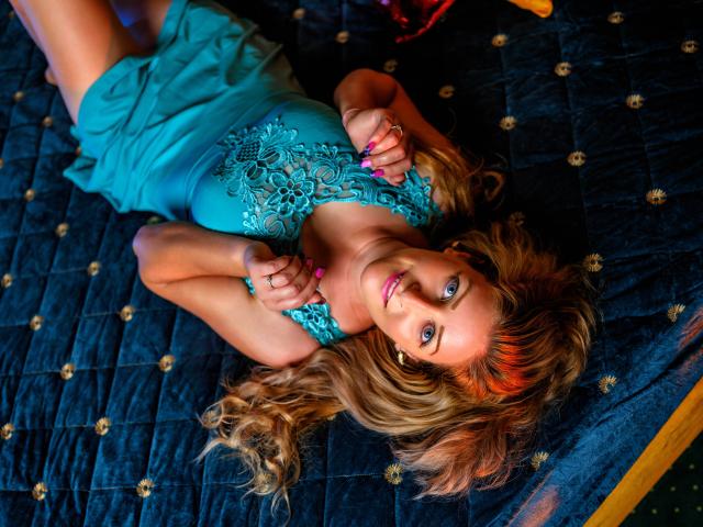 EviaMarquez - Live porn &amp; sex cam - 13556532