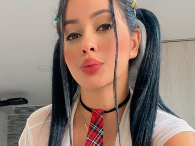 EmilyParkerr - Live porn &amp; sex cam - 13559984