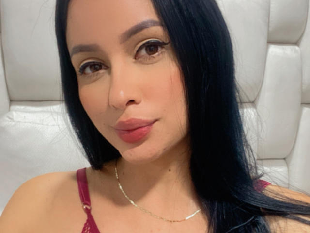 EmilyParkerr - Live porn &amp; sex cam - 13560052