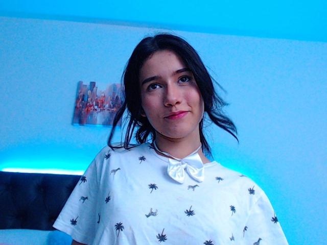 DeisyWest - Live sex cam - 13560376