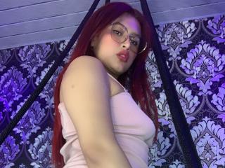 EmillyHilton - Live porn & sex cam - 13566800