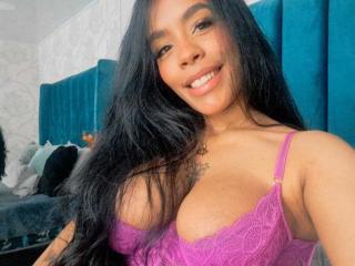 BelindaDecker - Live sex cam - 13571276