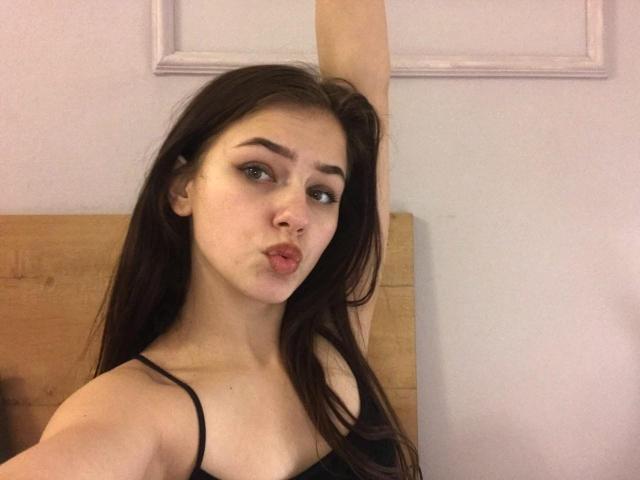 ZoraAndKai - Live sexe cam - 13572592