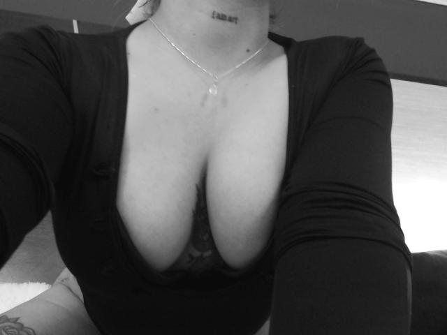 KateJolie - Sexe cam en vivo - 13588428