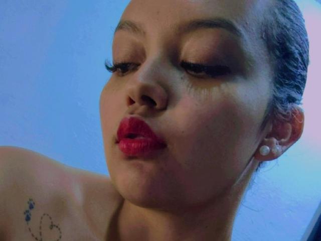 LuciBrown - Live sexe cam - 13592508