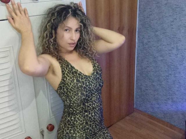 EroticSasha - Live Sex Cam - 13597688