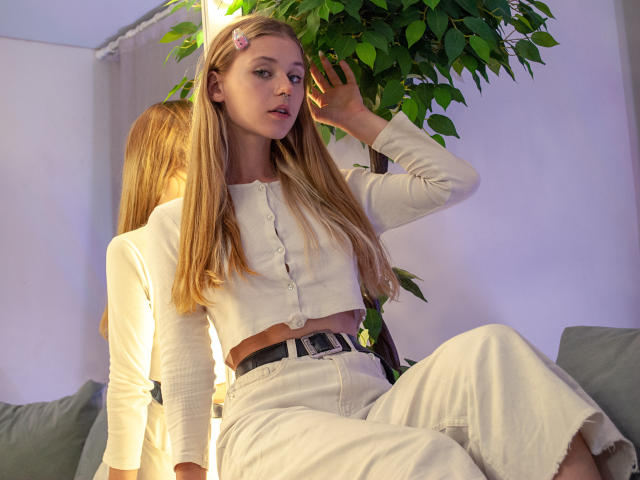 LollipopSpinner - Live porn &amp; sex cam - 13616948