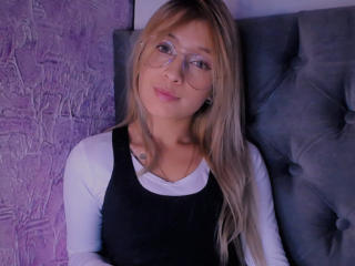 KarlyKaar - Sexe cam en vivo - 13624136