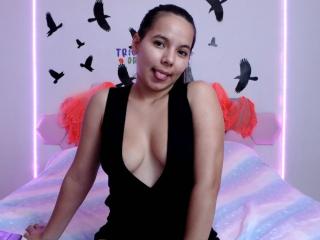 AlexaCastle - Live Sex Cam - 13626620