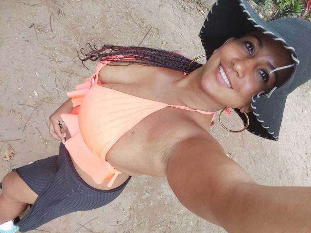 YiyaHot69 - Live porn &amp; sex cam - 13627344