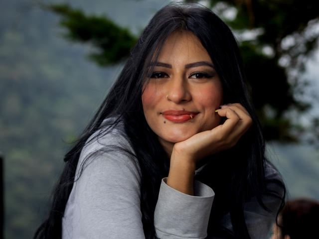 AlahiaMeyer - Live porn &amp; sex cam - 13639764