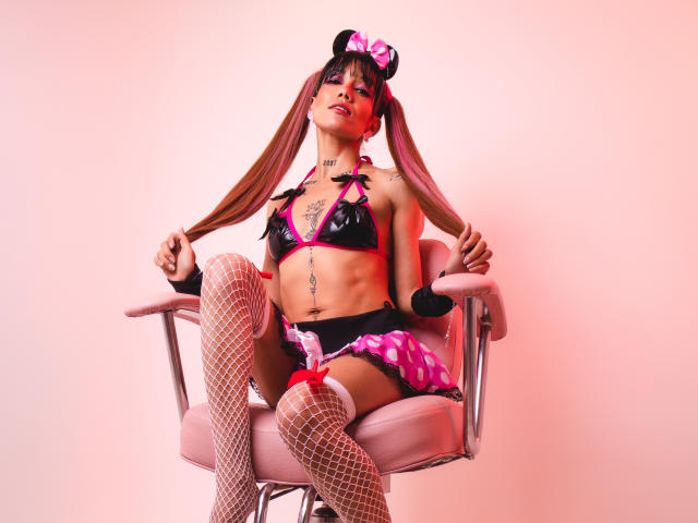 VeronicaSmyth - Live Sex Cam - 13649036