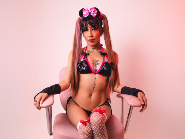 VeronicaSmyth - Live Sex Cam - 13649048