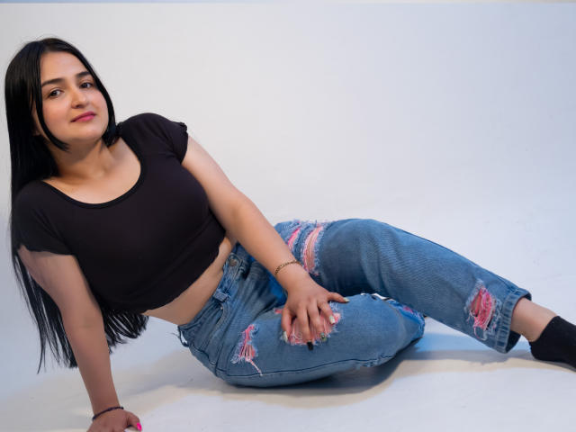 MiaCollinss - Sexe cam en vivo - 13649704