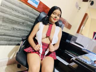 AntonellaValt - Live sexe cam - 13650344