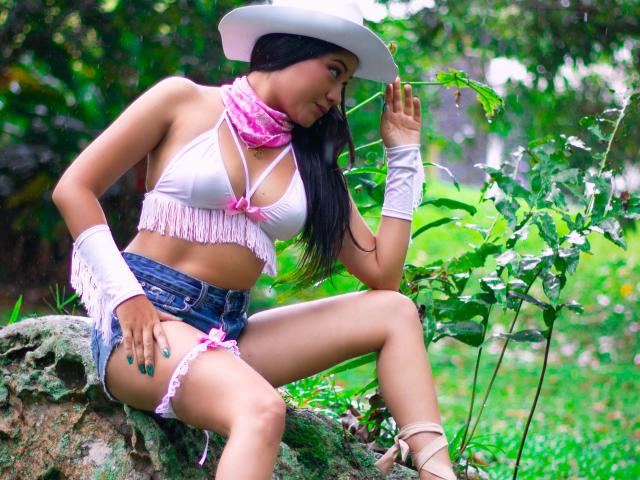 KerryParisini - Live sex cam - 13654720